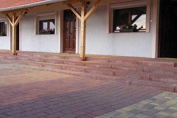 Madžarska Privát Zalaegerszeg, Eksterier